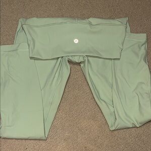 Lululemon wunder train high rise 
leggings size 6